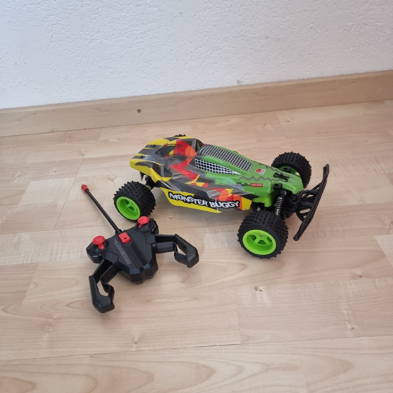 RC Modellbau: Voiture télécommandée Monster Buggy, occasion fonctionnelle – Gebraucht aus Monthey von vevey1987 1