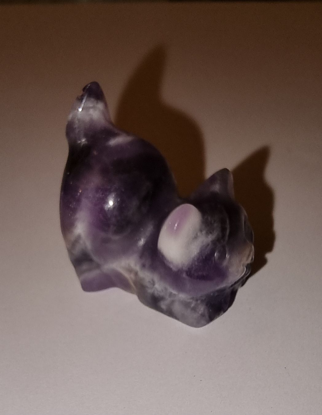 Statuette: Amethyst Katze Statue / Figur – Nuovo e nell'imballaggio originale da Menziken venduto da Mirager 1