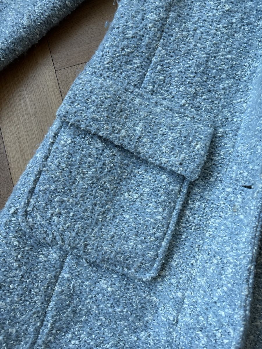 Cappotti: Wintermantel mit Kapuze, Grösse M, hellblau/grau – Usato da Riehen venduto da aschob 3