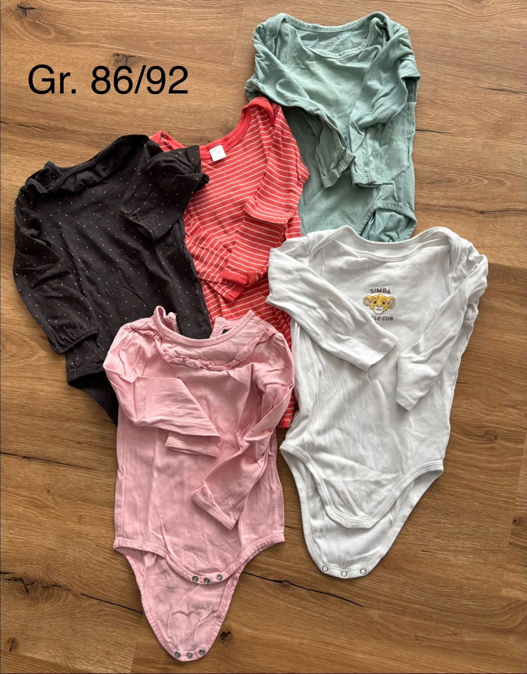 Lotti & Set di vestiti: langarmbodies gr. 86/92 – Usato da Oberiberg venduto da mon_q7c2