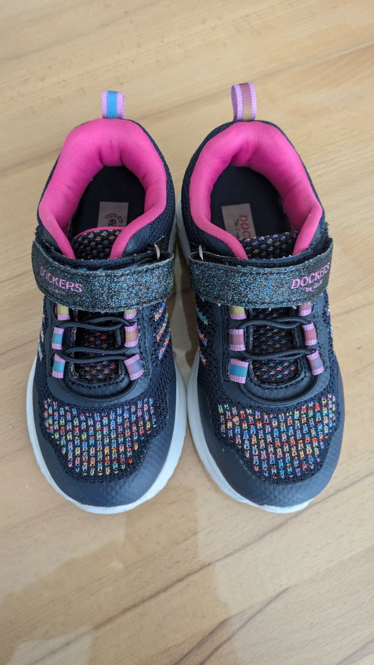 Scarpe per ragazze: 1x getragene Dockers Sneaker - Gr. 29 – Nuovo (secondo la descrizione) da Staufen venduto da Fleby84 1