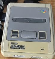 SNES PAL Version inkl. 2 Controller + 3 Spiele