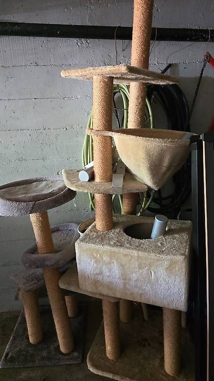 Tiragraffi: Arbres à chat – Usato da Vessy venduto da Valenico01