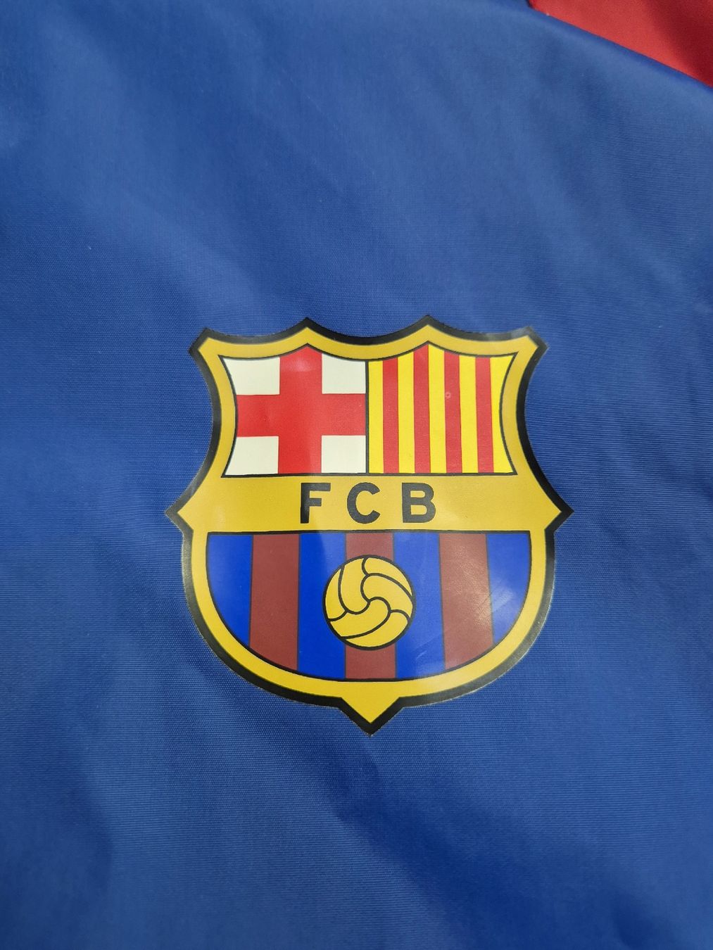 Giacche: FC Barcelona Regenjacke Grösse L – Nuovo (secondo la descrizione) da St. Gallen venduto da CaliSunshine 2