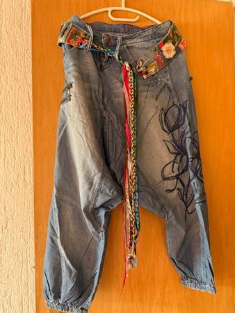 Saroual Desigual collector