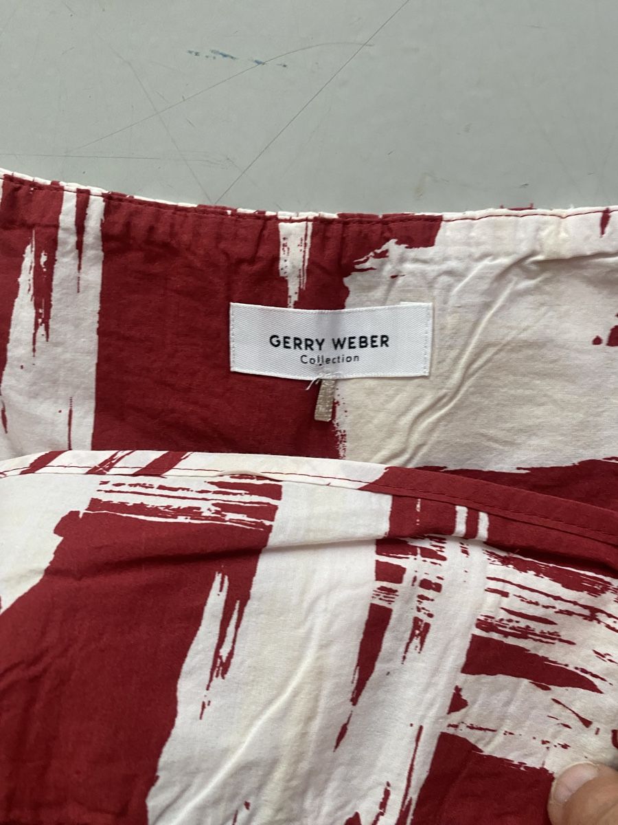 Gerry Weber Röcke: Rock mit weissem Muster  – Gebraucht aus Basel von riesther 1