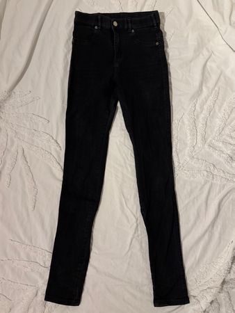 Schwarze high waist Jeans