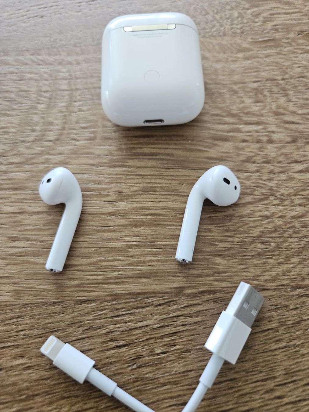 Apple Cuffie: Apple AirPods Pro (2. Gen) mit Ladecase – Usato da Aesch ZH venduto da _tigerlily_ 4