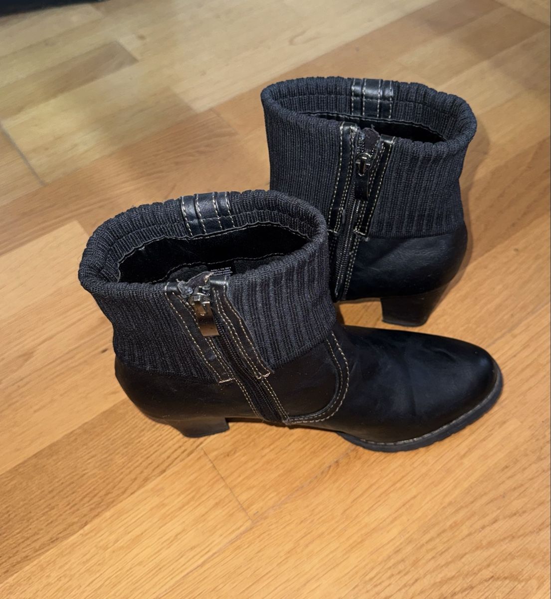 Scarpe da donna: Schöne Stiefeletten, 39 – Usato da Gümligen venduto da morticiaaddams 2
