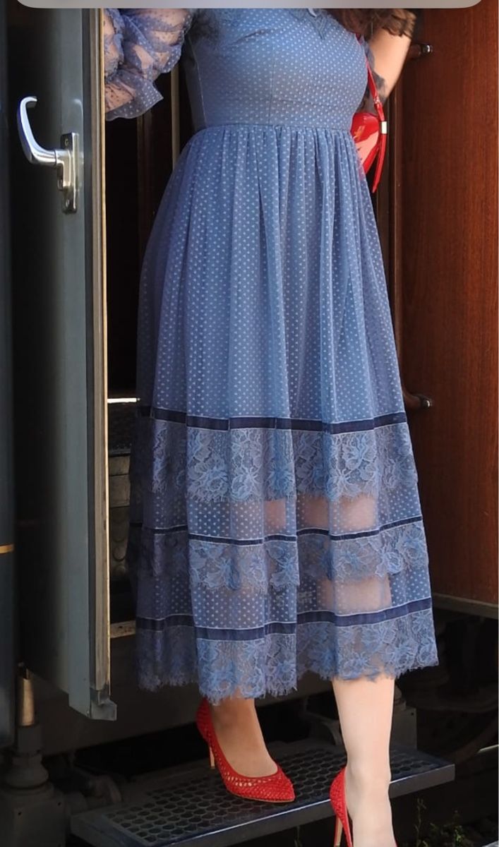 Vestiti: Abendkleid Spitze Blau M – Usato da Däniken SO venduto da NBdesign