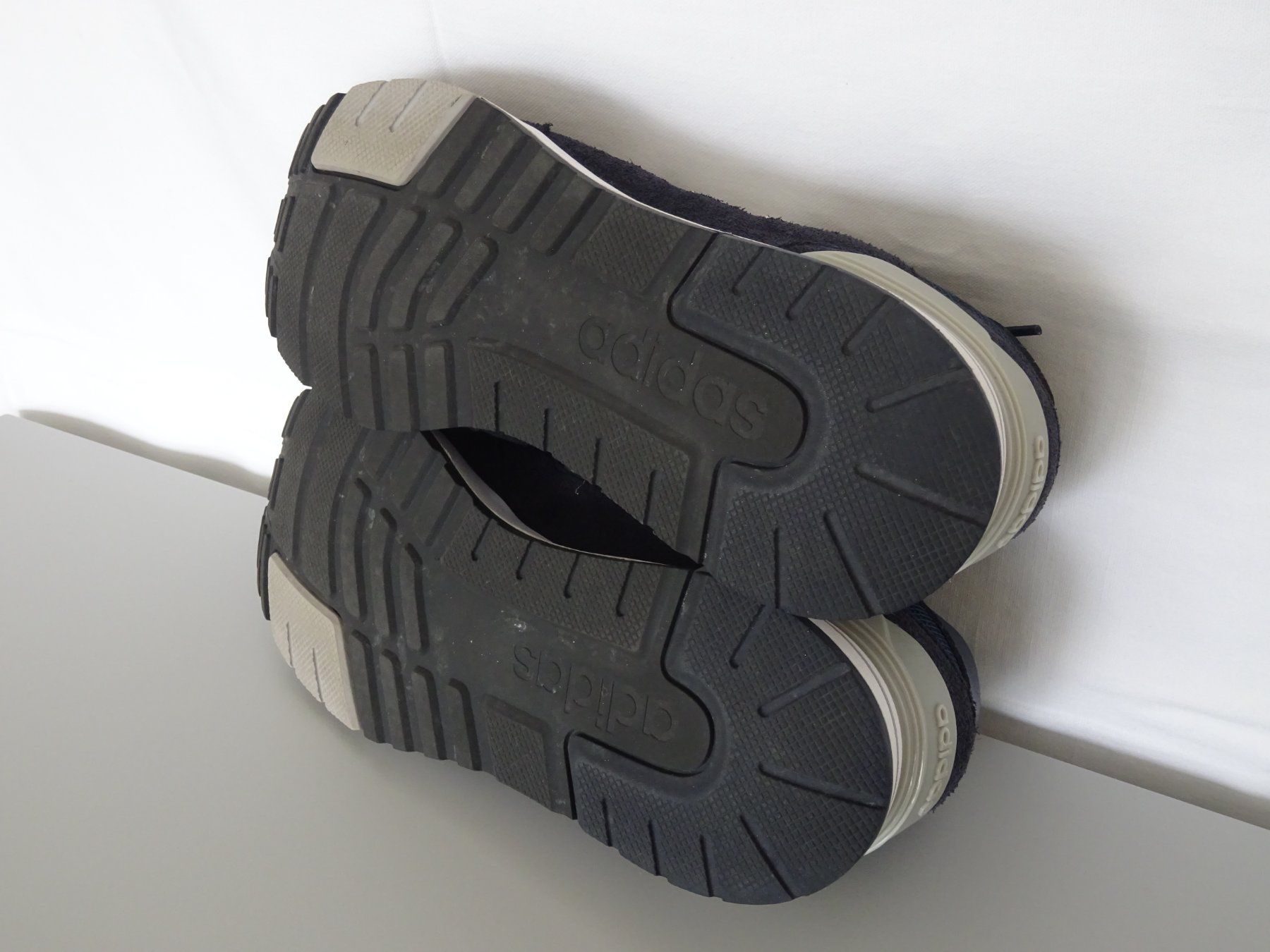 Adidas Scarpe da uomo: Adidas Sneakers, Herrenschuhe – Usato da Birmenstorf venduto da Poweroldies 9