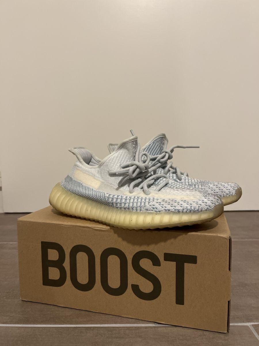 Scarpe da uomo: Yeezy boost 350 V2 – Usato da Monthey venduto da srn_z9ww