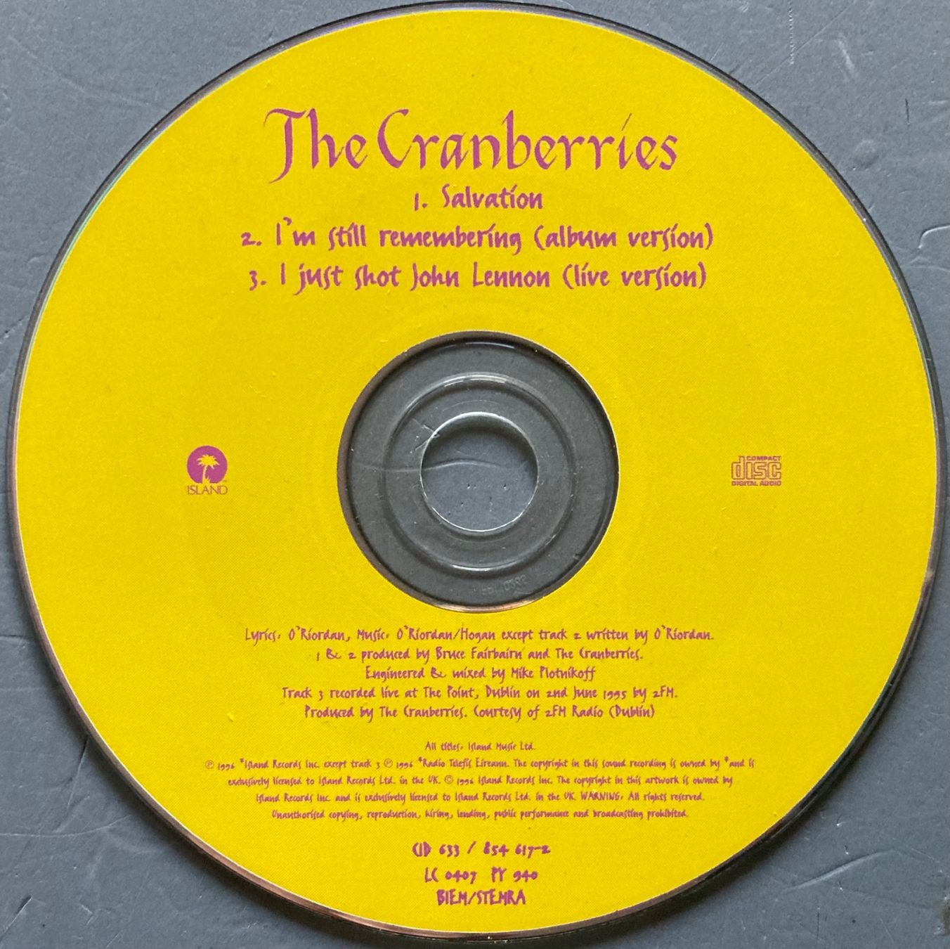 CDs: THE CRANBERRIES - SALVATION – Gebraucht aus Poliez-Pittet von Newtown-Records 1