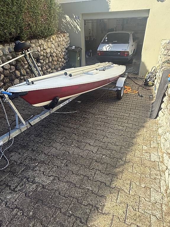 Barche: Laser avec remorque route  – Usato da Commugny venduto da ARRAN73