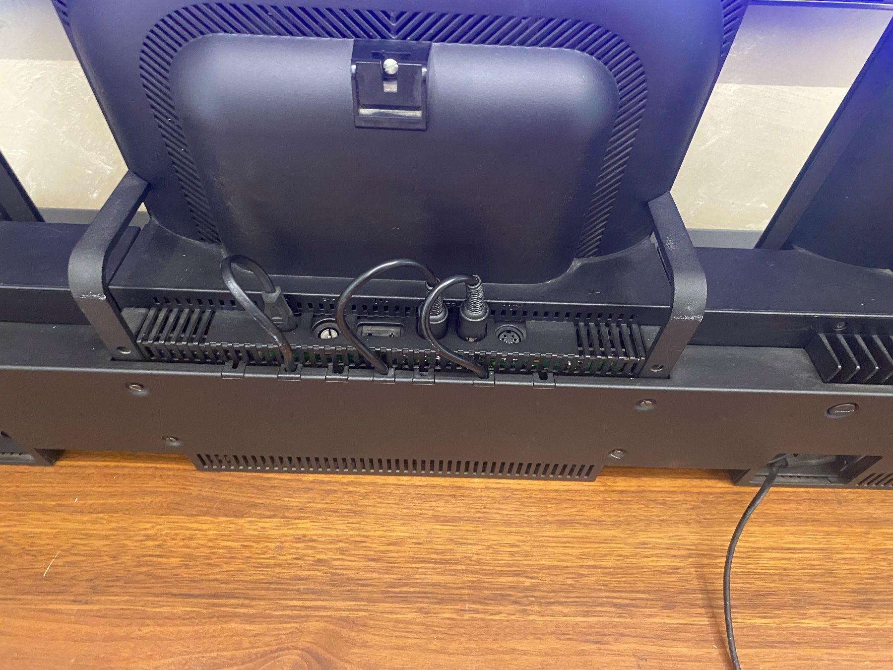 Bang & Olufsen Sistemi audio & multimediali: B&O BeoCenter 2300 mit Beolab 2500 – Usato da Buchs Ag venduto da slj_hbb7 7
