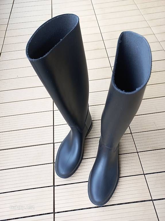 Decathlon Herrenschuhe: Reitstiefel Grösse 36 – Gebraucht aus Kriens von ripi00