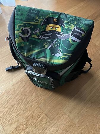Schulteck Lego Ninjago grün