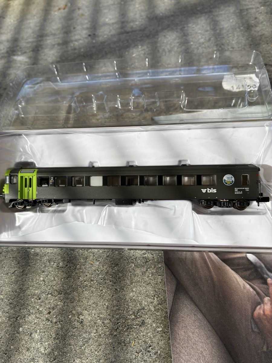 Modelleisenbahnen: BLS Steuerwagen N – Neu und originalverpackt aus Oberkulm von Fredor 1