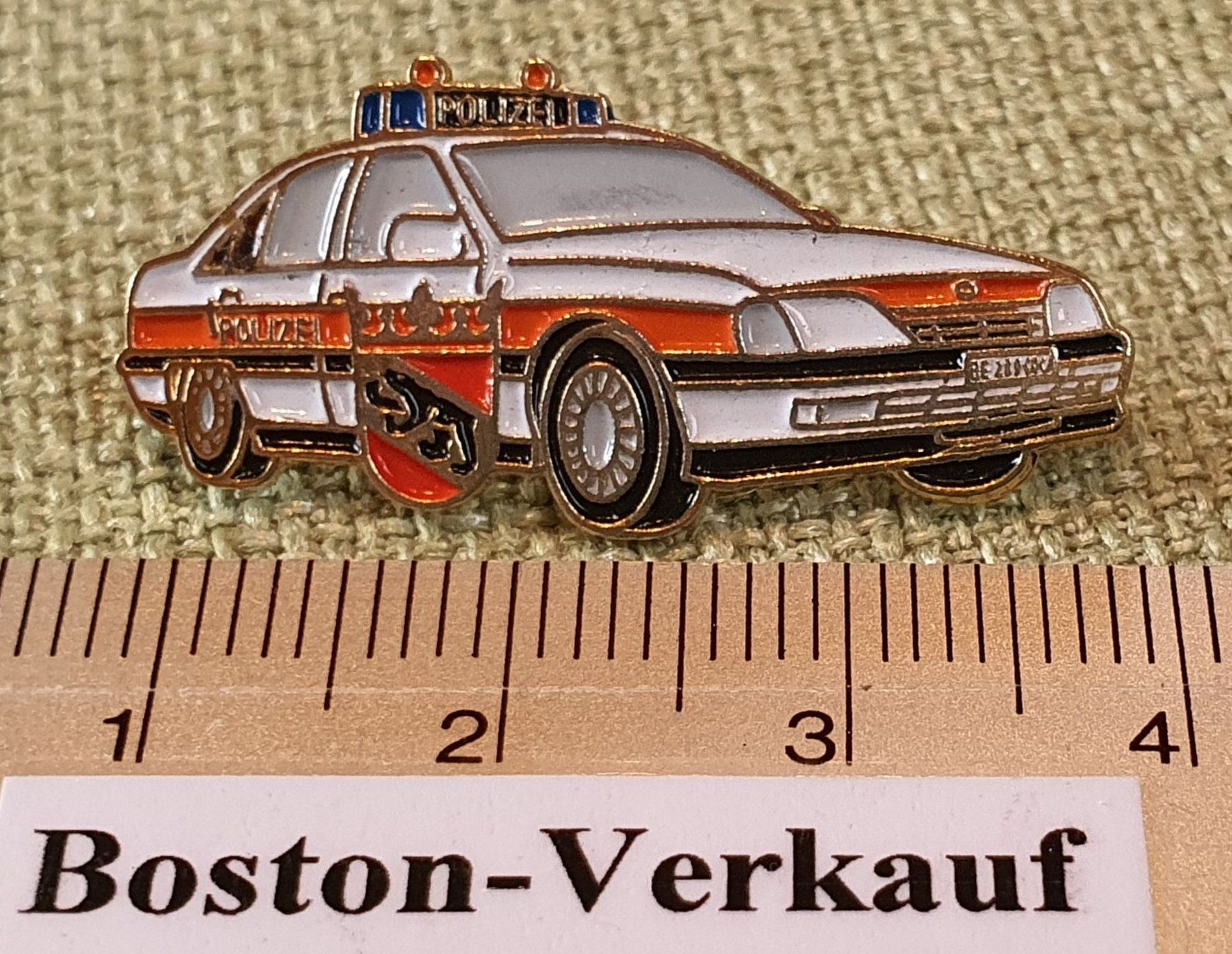 Spille: E211 - Pin Polizei Auto Bern Schweiz – Usato da Reinach BL venduto da Boston-Verkauf 1