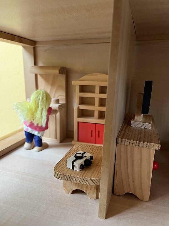 Puppenhäuser & -möbel: Puppenhaus – Gebraucht aus Villmergen von Babiwe 4