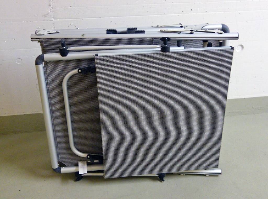 Liegen & Liegestühle: gebrauchte Sonnenliege Grau Alu + Polyester mit Sonnendach – Gebraucht aus Uitikon Waldegg von elj_q22m 1