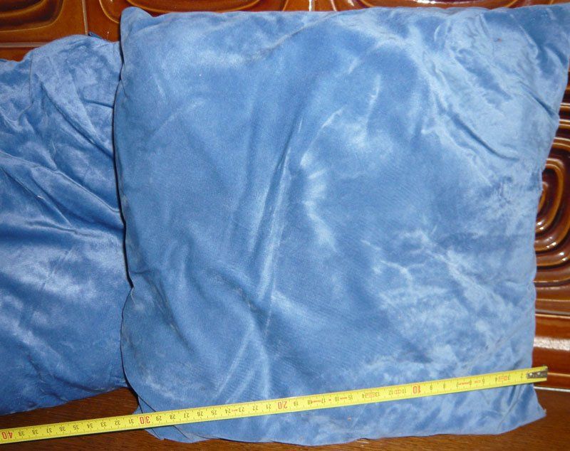 Cuscini: 3 Kissen 30 x 30 cm – Usato da Ruggell venduto da Btt 1