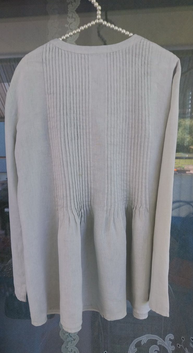 Max Mara Camicette: oversize Bluse MAX MARA, 1 size,neuwertig,140 Fr. – Nuovo (secondo la descrizione) da Bülach venduto da reguskon 1
