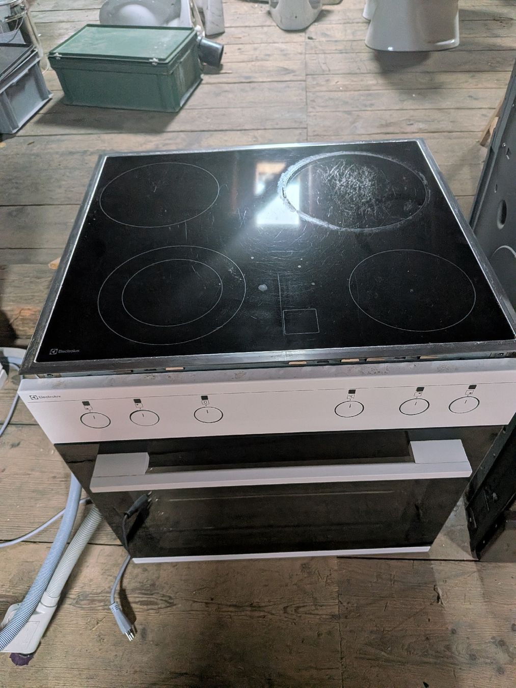 Electrolux Forni: Backofen mit Kochfeld – Usato da Künten venduto da sheila017