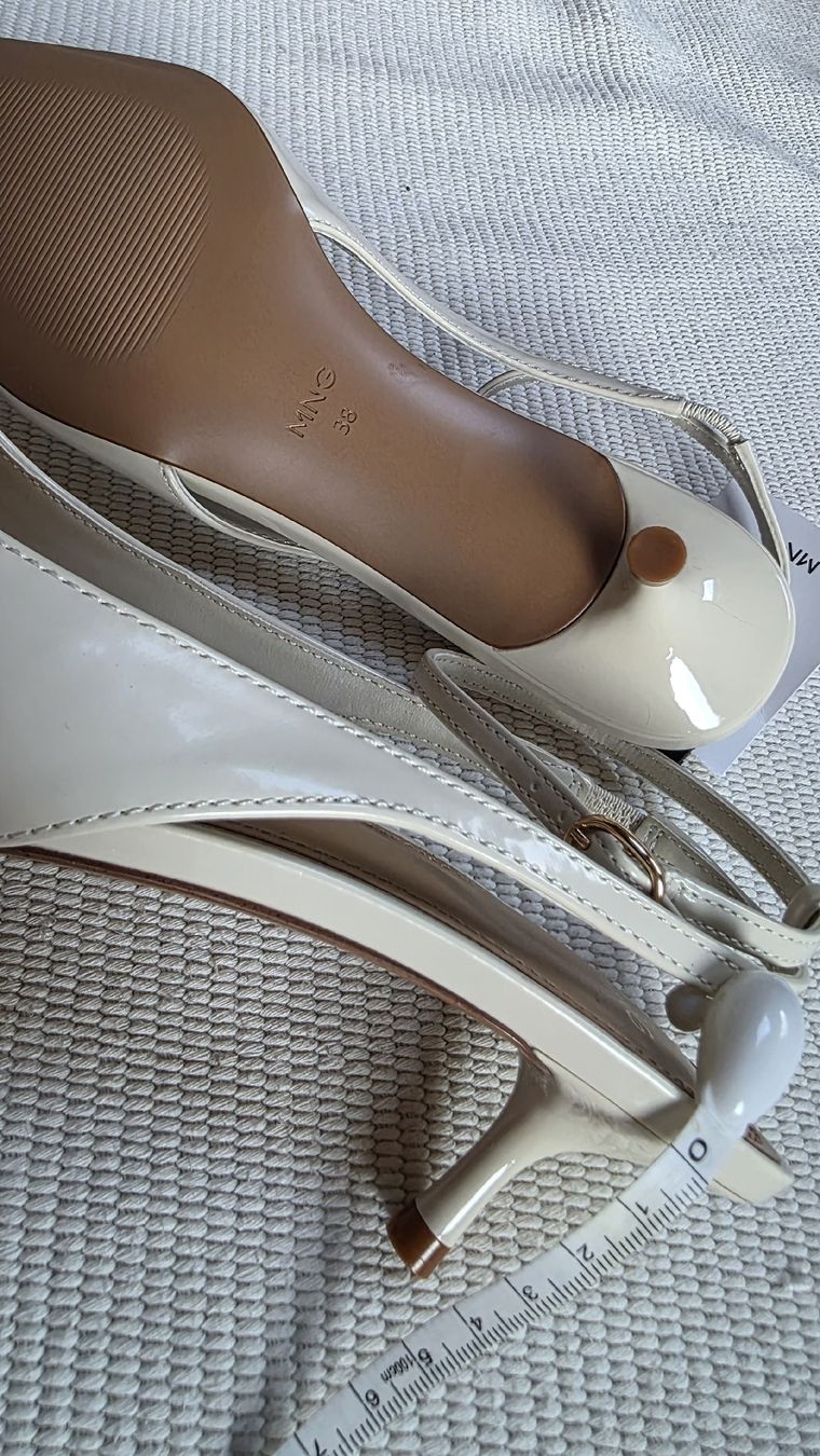 Mango Scarpe da donna: NEU Mango Pumps Beige Lack 38 – Nuovo (secondo la descrizione) da Eggerberg venduto da blumtasha 3