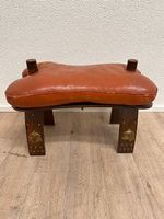 Vintage Kamelsattel Hocker aus Holz und Echtleder