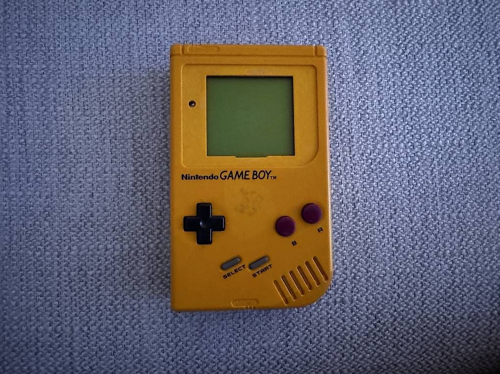 Nintendo Console: Gameboy DMG-01 defekt – Usato da Glattfelden venduto da Dani_Tanner