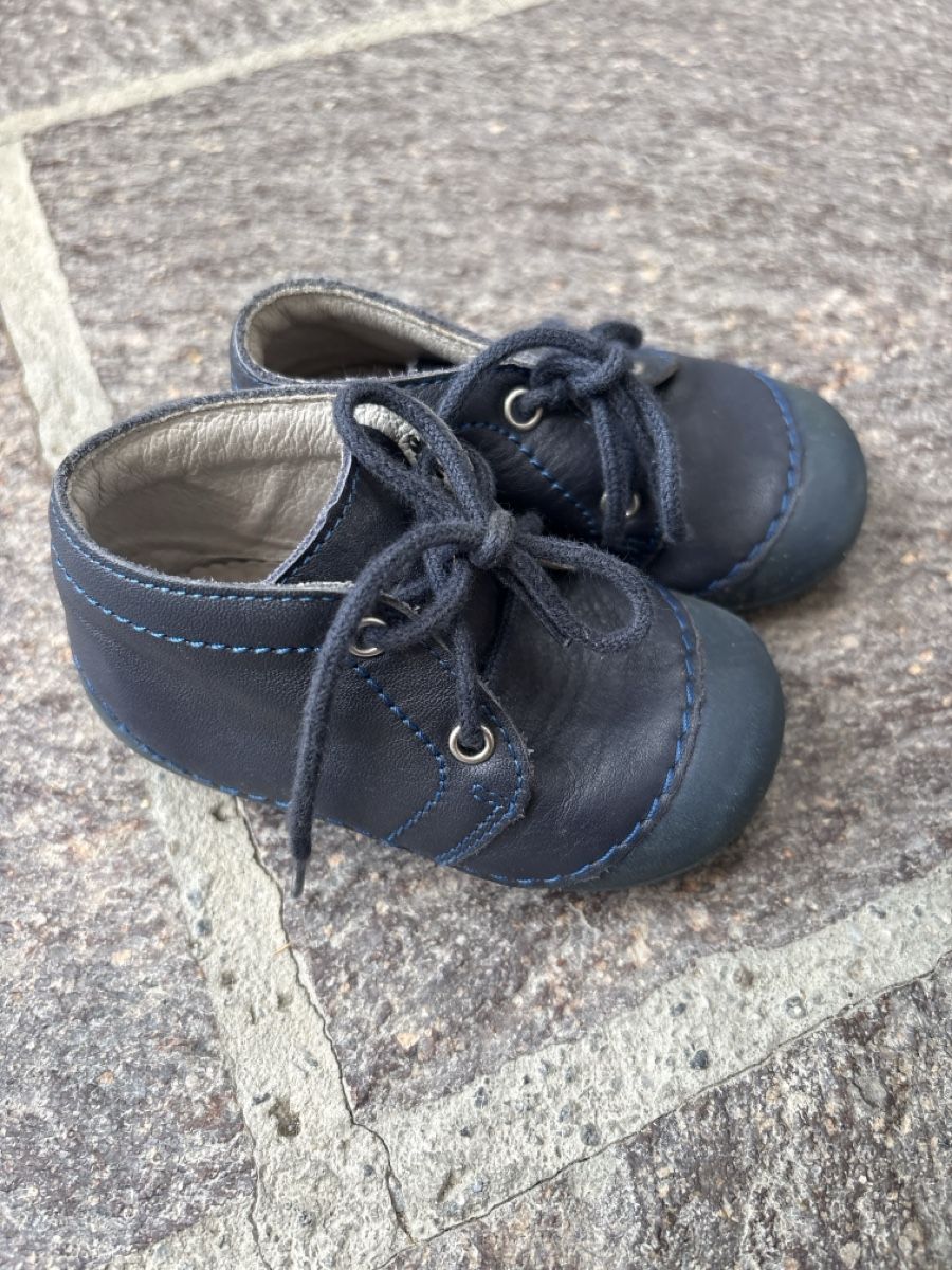 Schuhe für Jungen: Kinderschuhe Richter Gr. 18 – Gebraucht aus Werdenberg von shr_q826