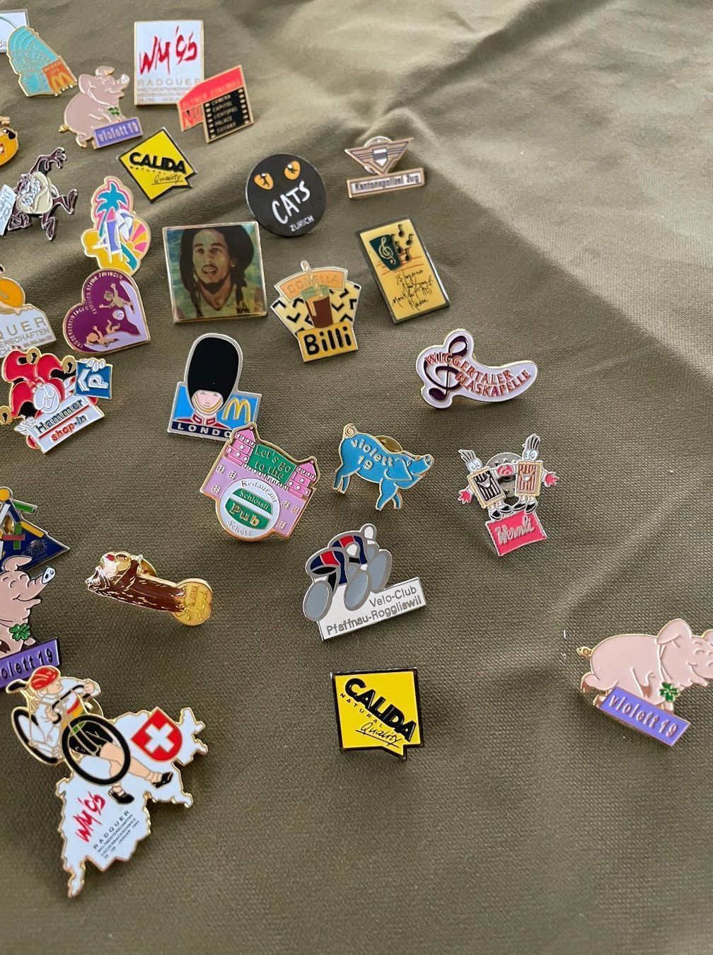 Placchette & Badge: diverse Pins – Usato da Dagmersellen venduto da Arcticsnow2017 8