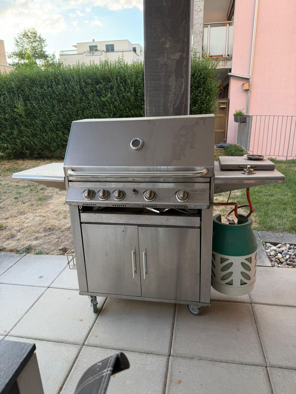 Griglie: Grill Fire King Chef – Usato da Bülach venduto da nikolicvjekoslav 1