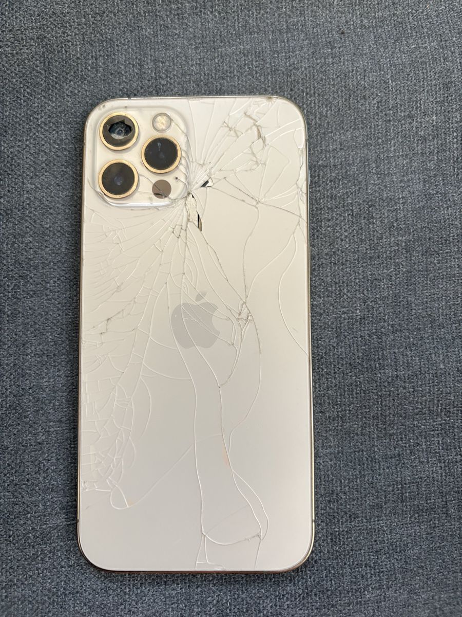 Apple Handys / Smartphones: iPhone 12 Pro 256GB Gold – Gebraucht aus Uznach von j.g.gashi 1