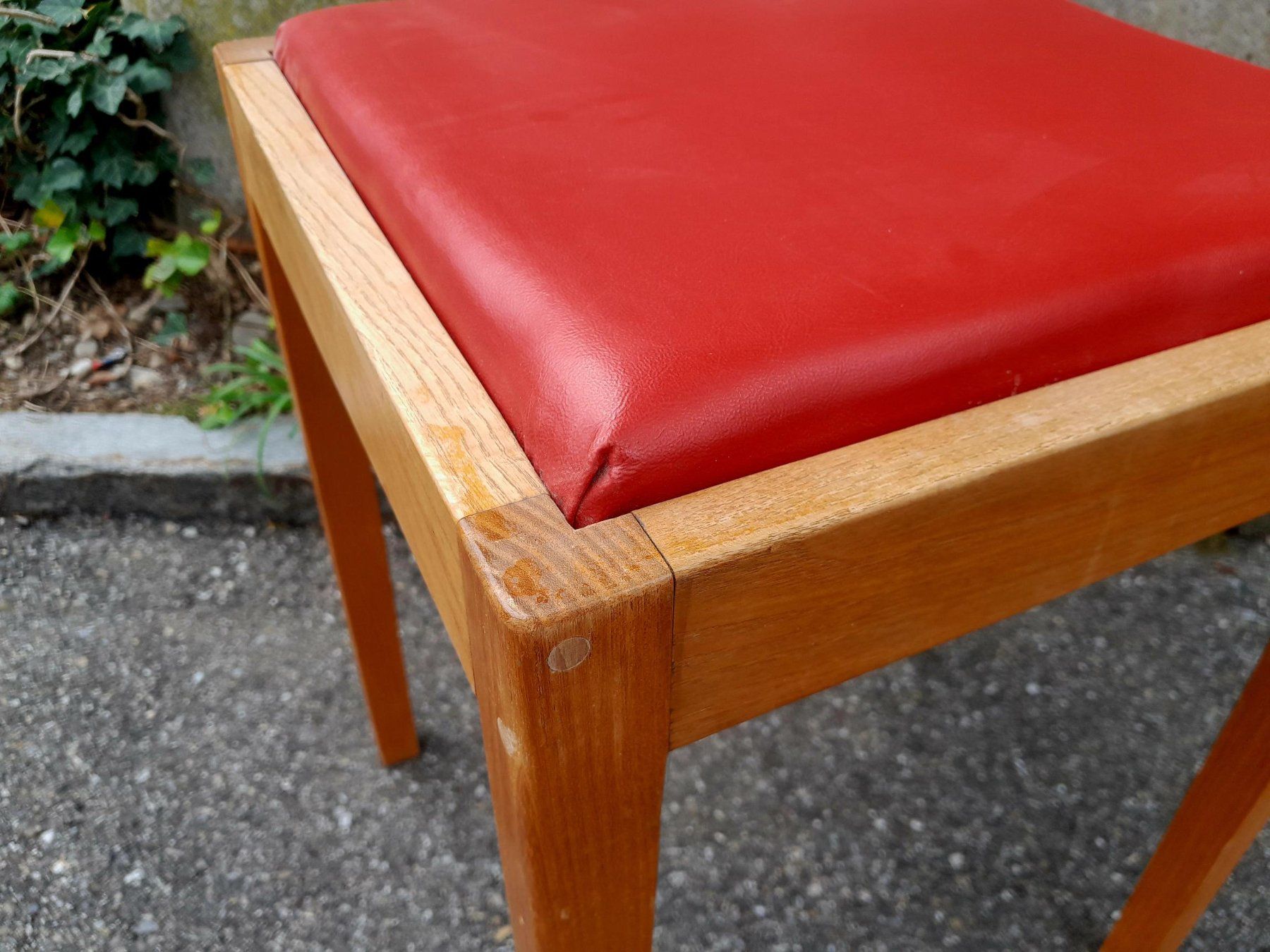 Hocker: Vintage Hocker / Stuhl / Taburettli – Gebraucht aus Männedorf von Bel-view 2
