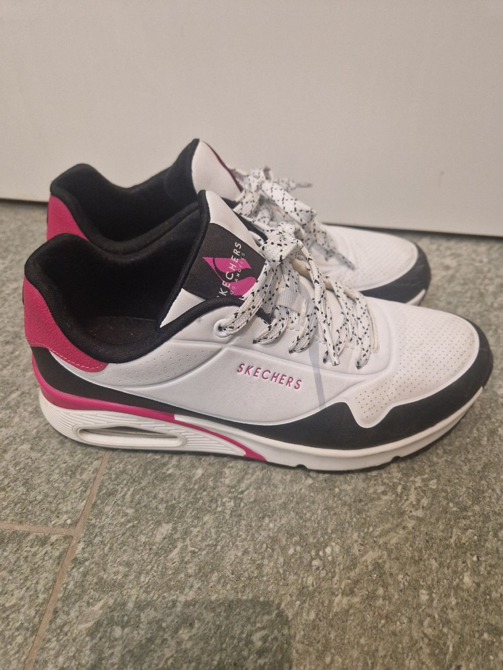 Skechers Scarpe da donna: Skechers Turnschuhe – Usato da Glattfelden venduto da Ivana5288 2