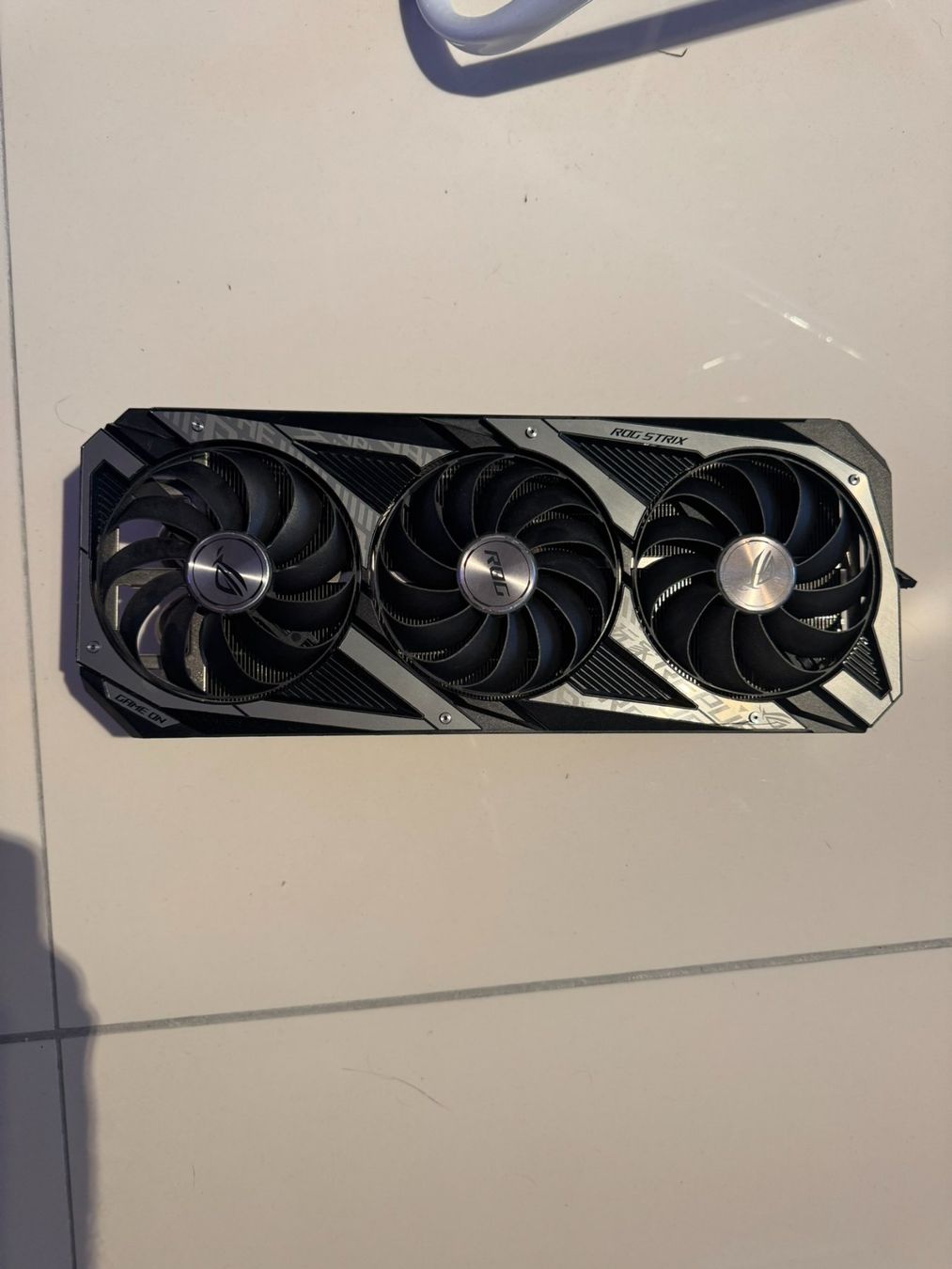 Nvidia Schede grafiche: NIVIDIA RTX ROG STRIX 3080 KÜHLER – Difettoso da Therwil venduto da Huschi-5 1