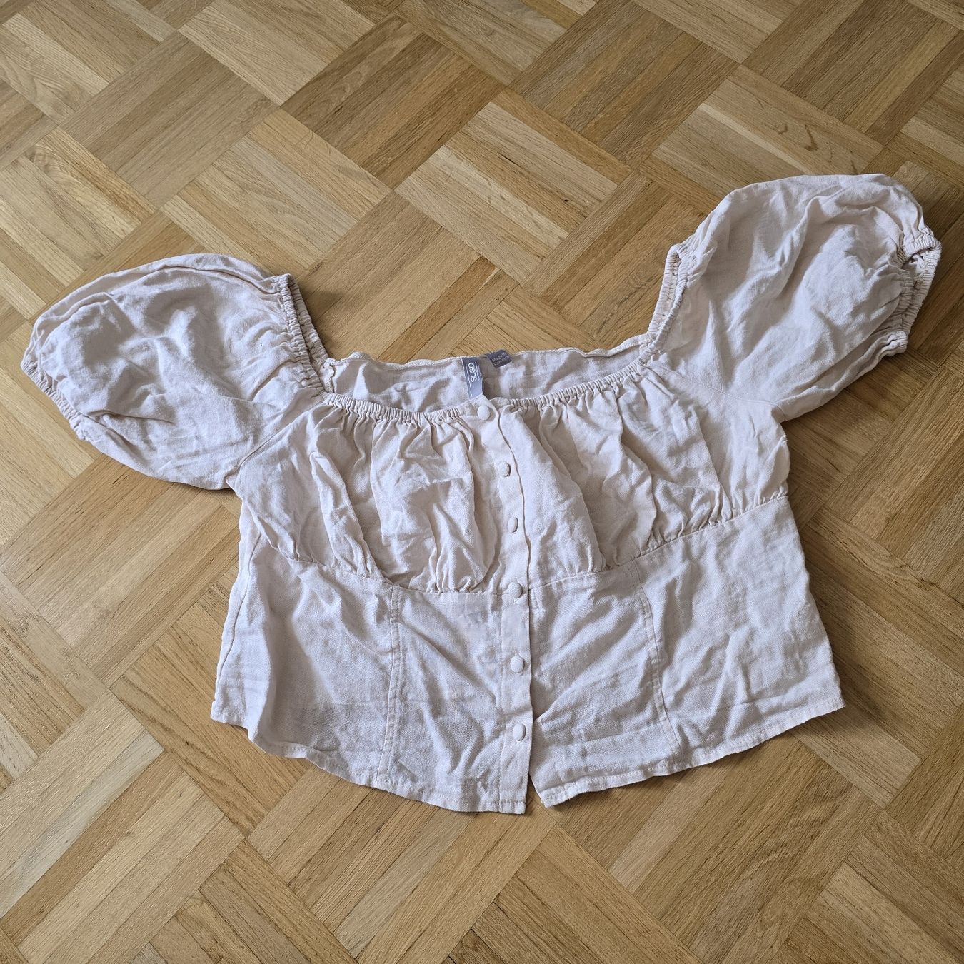 Asos Tops: ASOS Linen-Blend Crop Top – Gebraucht aus Basel von DaniJohni