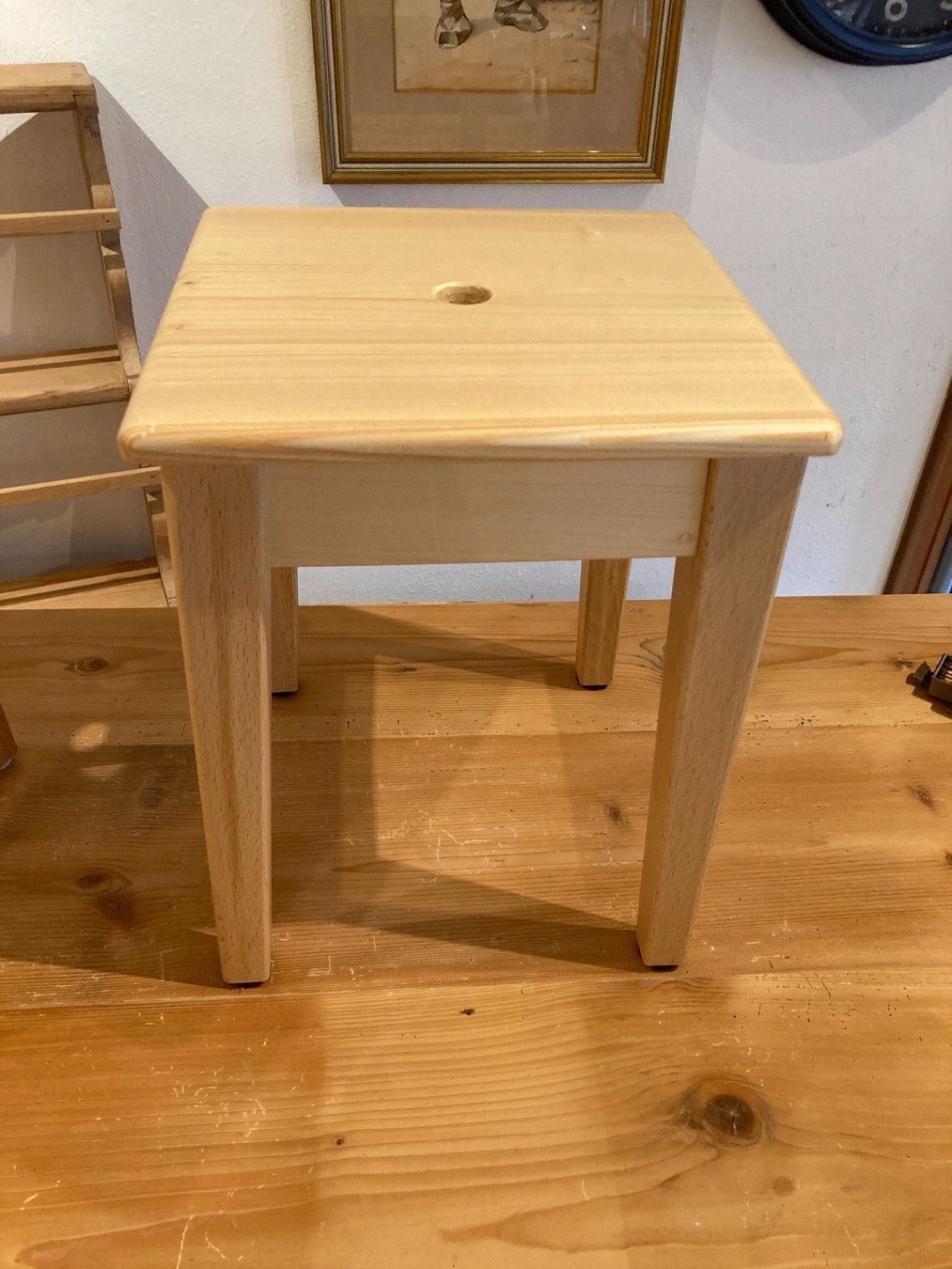 Sgabelli: Taburettli klein Massivholz – Nuovo e nell'imballaggio originale da Erlenbach im Simmental! venduto da Simmentaler-Perlen 1