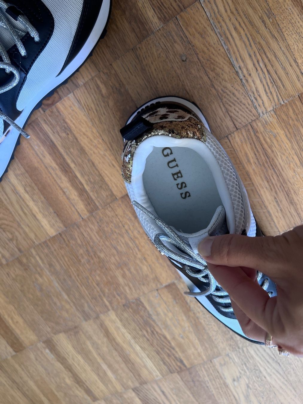 Guess Scarpe da donna: Guess schuhe Neu – Nuovo (secondo la descrizione) da Root venduto da Fashionhomeandmore 1