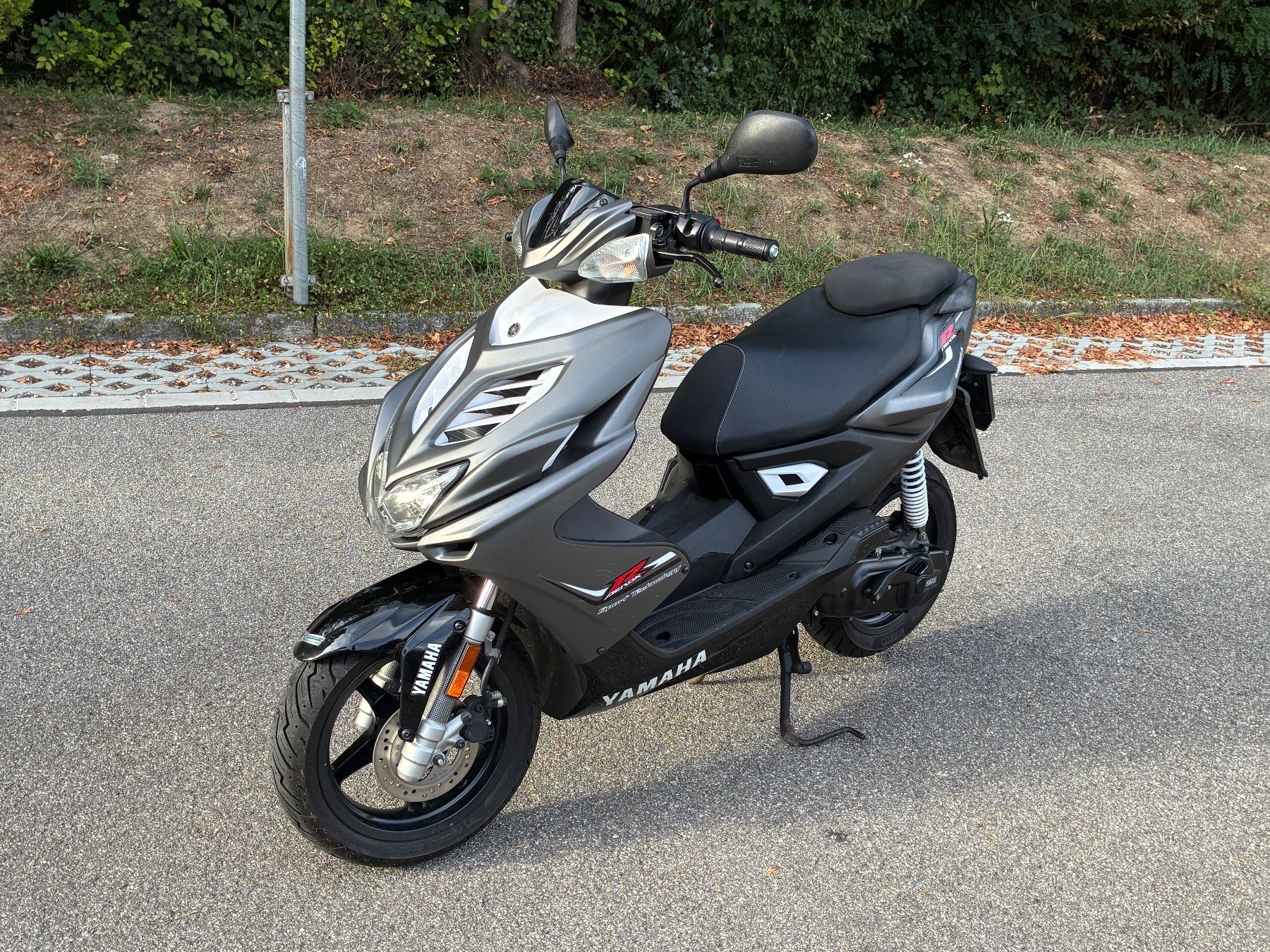 Scooters: Yamaha NS50 Aerox Roller – Gebraucht aus Bösingen von Colombo4