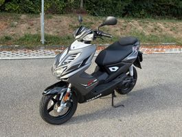 Yamaha NS50 Aerox Roller