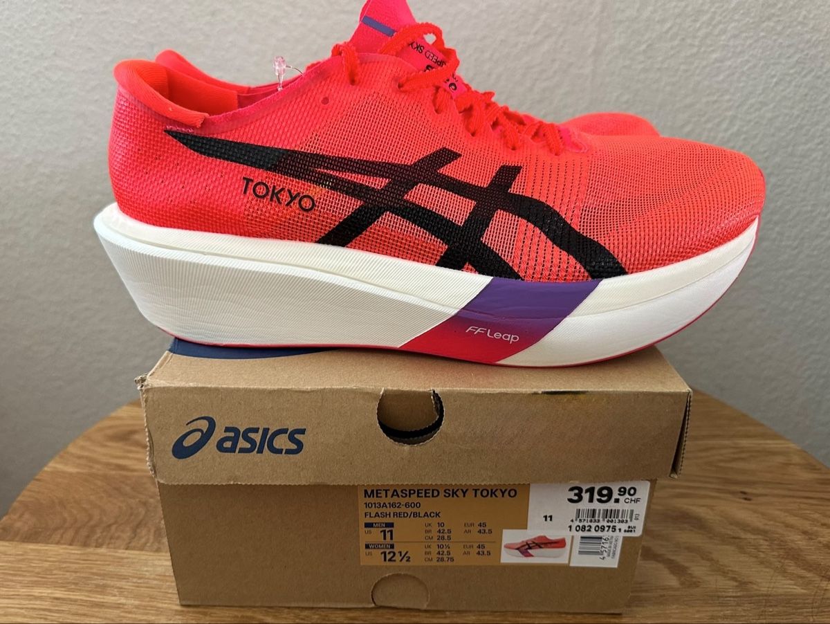 Asics Chaussures hommes: Asics Metaspeed Sky Tokio Gr 45 Neu – Neuf avec emballage d'origine à Zürich par shq_nm2c 5