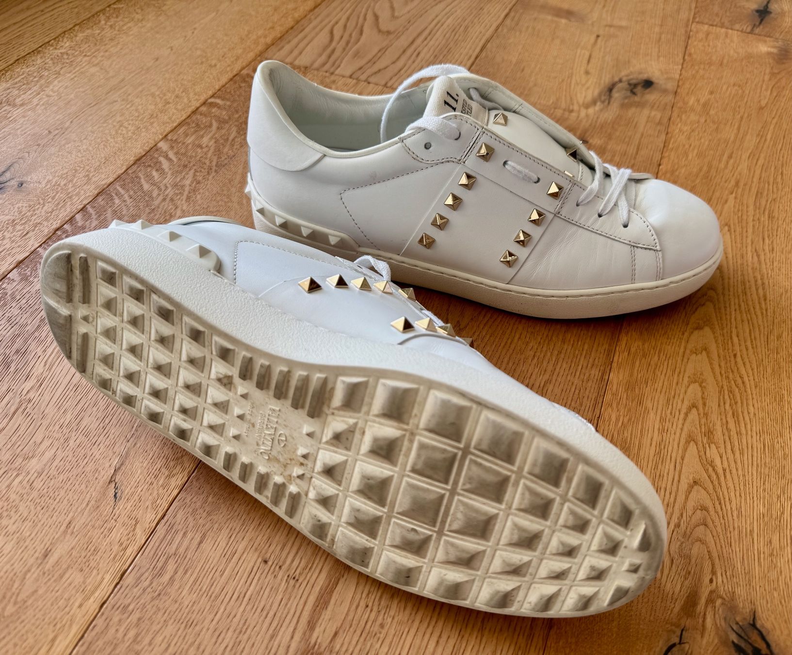 Valentino Scarpe da uomo: Valentino Rockstud Sneaker Man EU 44 White – Usato da Cham venduto da all_rd7b 1