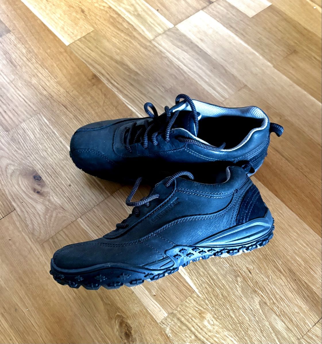 Caterpillar Scarpe da uomo: Paire de chaussures marque CAT – Nuovo (secondo la descrizione) da Estavayer Le Lac venduto da sico1260 1