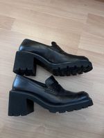 Schwarze Paul Green Loafer mit Absatz, Gr. 39