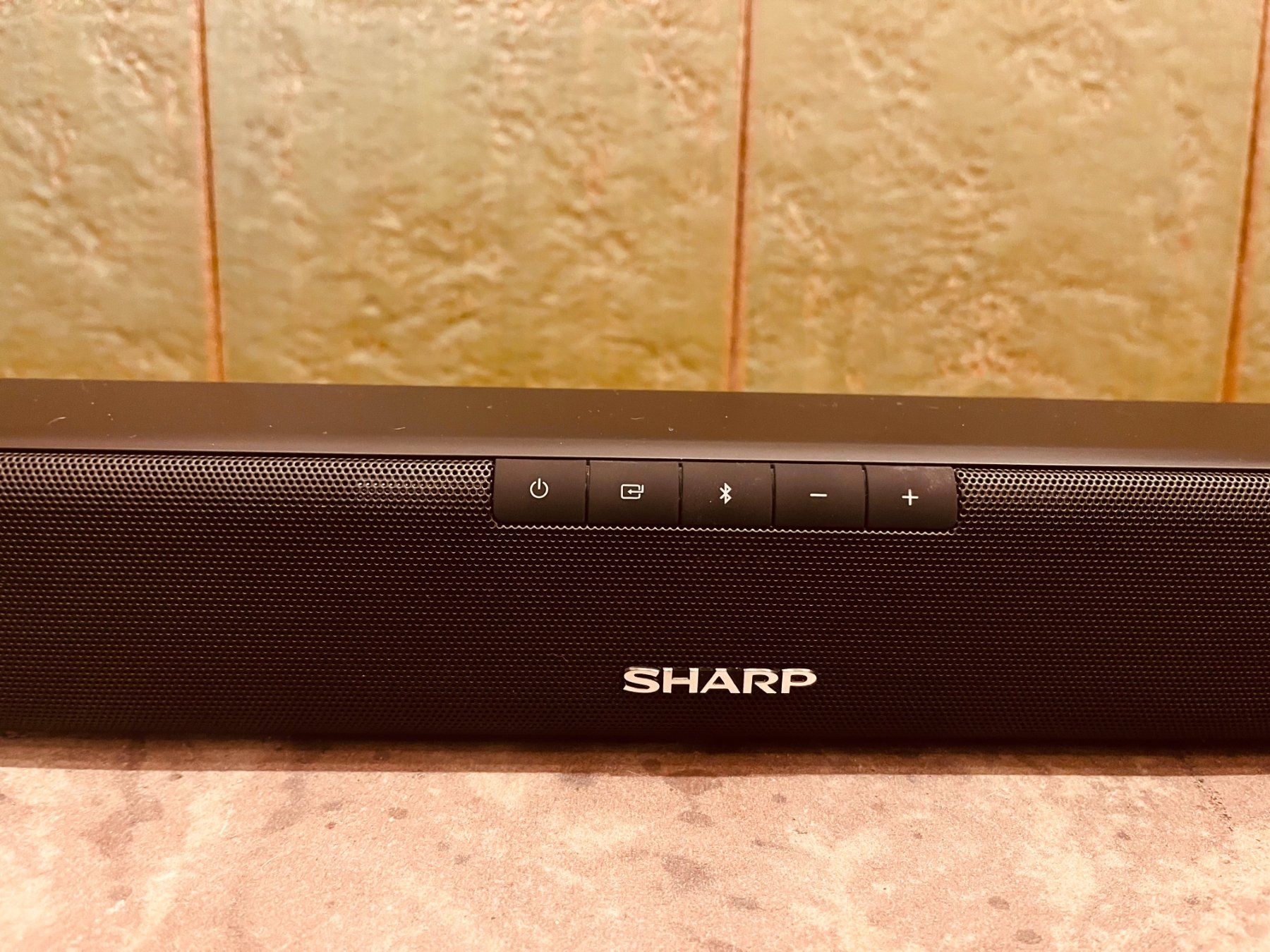 Sharp Home Cinema: Sharp Soundbar mit Subwoofer – Usato da Remigen venduto da Fazer 2