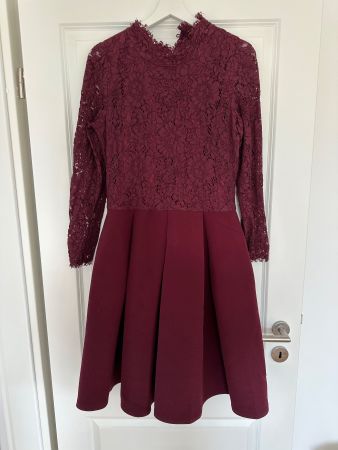 Spitzenkleid von Molly Bracken gr. L