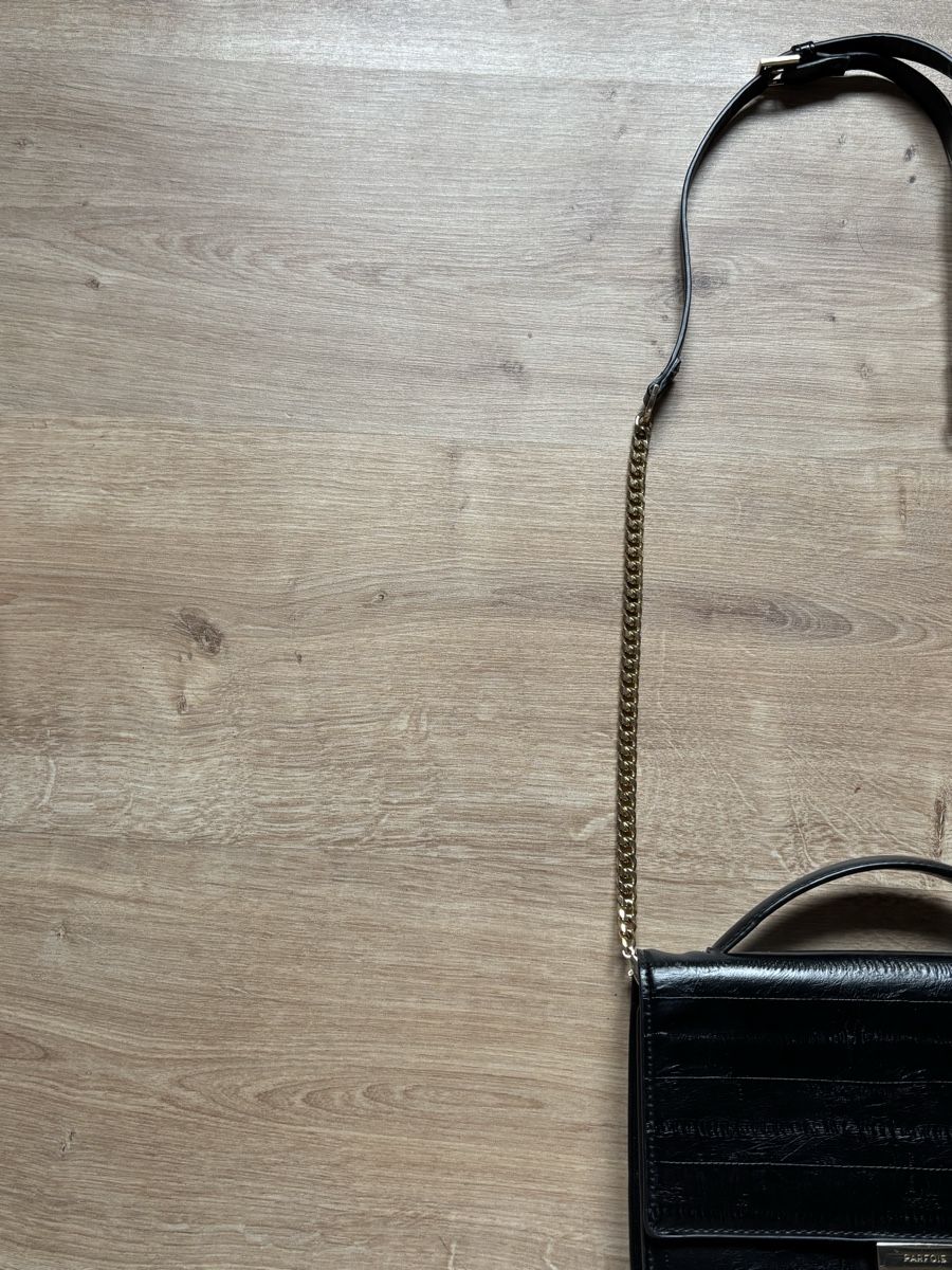 Borse da donna: sac à main noir Parfois – Nuovo (secondo la descrizione) da Tavannes venduto da callie.mcli 2